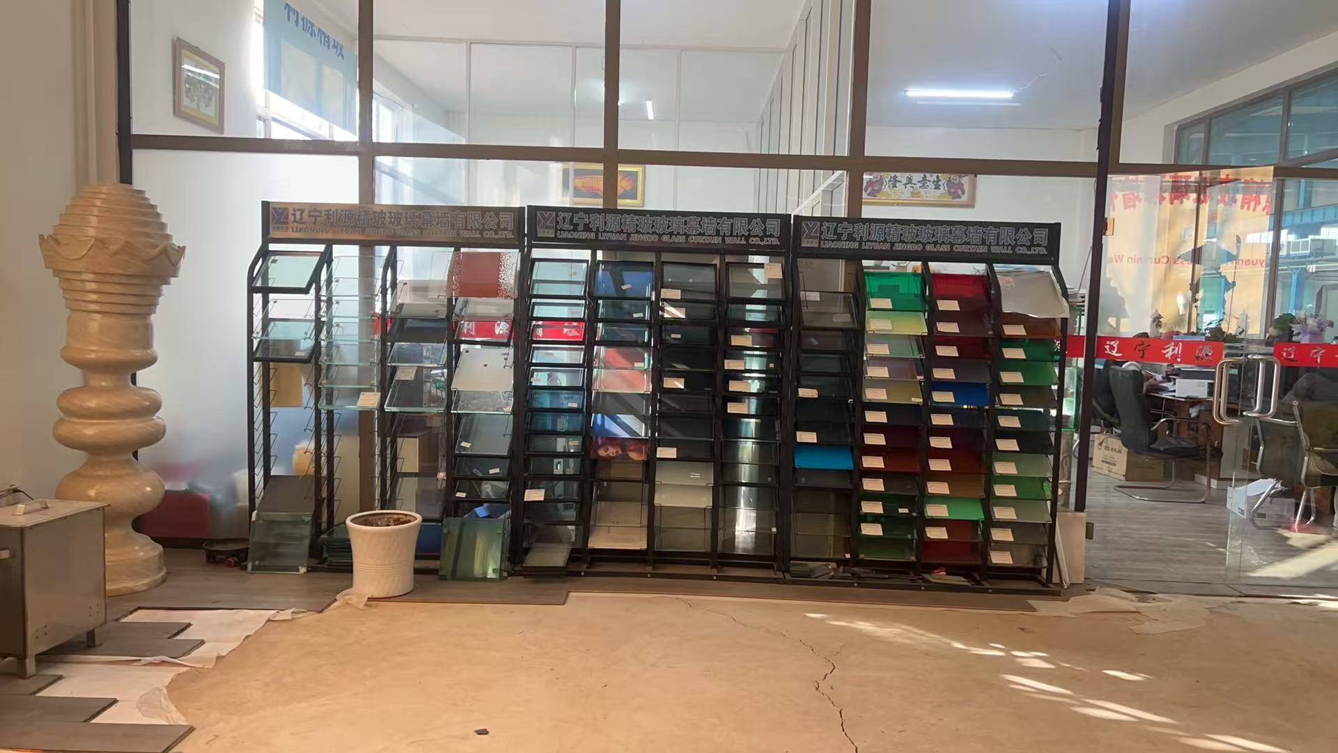 百色市工程玻璃批量采购夹层夹丝玻璃 - 厂家